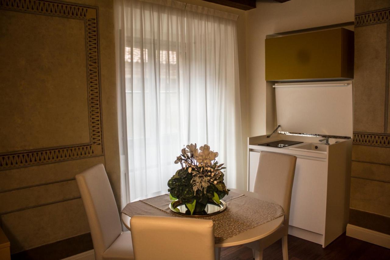Cavour44 - Palazzo Canossa Apartamento Verona