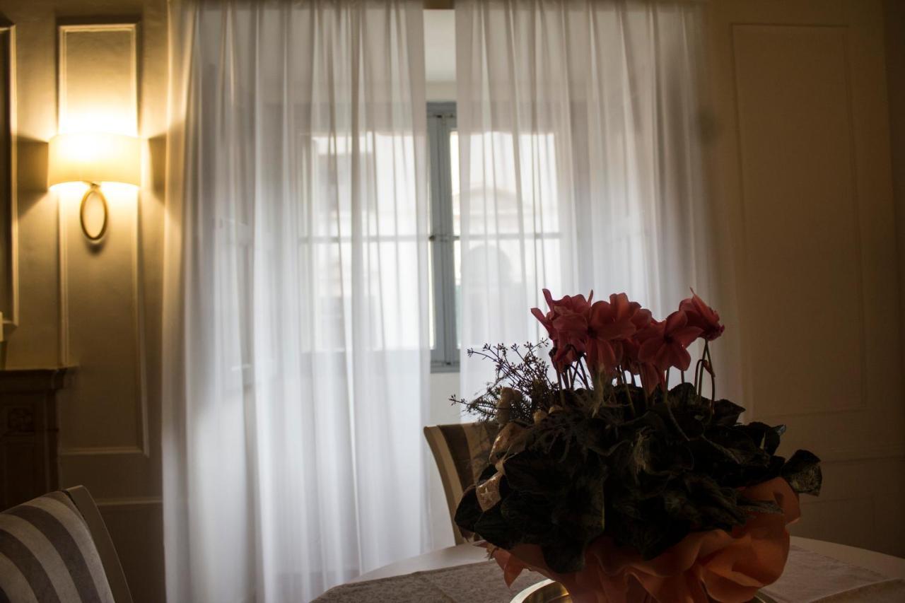 Apartamento Cavour44 - Palazzo Canossa *