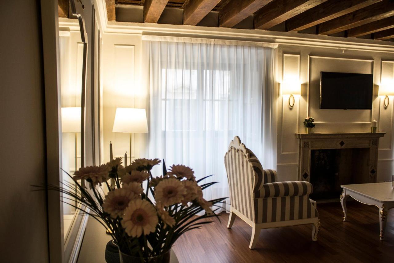 Cavour44 - Palazzo Canossa Apartamento Verona